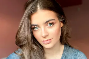 Cine este Ana Bodea, protagonista serialului Lia de la Antena 1. Se iubește cu un coleg de pe platourile de filmare