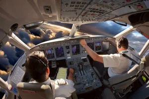 Cum poți deveni pilot de avion și ce salariu poți să câștigi. Detaliile pe care e important să le știi
