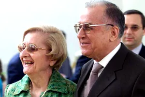 Ce diferență de vârstă este între Ion Iliescu și soția lui, Nina. Povestea lor de dragoste durează de mai bine de 70 de ani