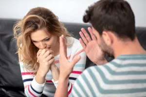 Mi-am înșelat soțul timp de două luni și a aflat. Nu știu cum să fac să mă primească înapoi