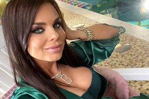 Ce și-ar dori Cătălina Grama să ducă acasă din garderoba Magdei, personajul pe care îl joacă în Clanul: “Sunt foarte scumpe!” VIDEO EXCLUSIV