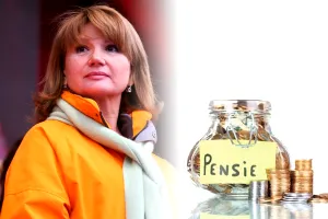 Ce pensie are Maria Băsescu, la 71 de ani. Suma neașteptată pe care o încasează lunar