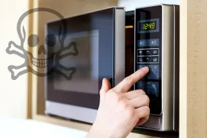 De ce să lași cuptorul cu microunde deschis după fiecare utilizare, de fapt. Trucul uimitor care îți va fi de mare folos