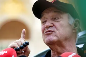 Ce a răspuns Gigi Becali, când a fost întrebat dacă Simona Halep s-a dopat intenționat. Nu s-a ferit să spună asta