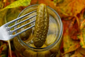Greșeala banală care îți poate strica murăturile. Ce nu trebuie să faci sub nicio formă, riști să nu te mai bucuri de ele la iarnă