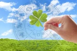 Zodii cu noroc în această toamnă. Pot avea avansări în funcție și măriri de salariu