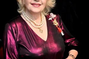 Imagini de colecție cu Corina Chiriac. Cum arată una dintre cele mai frumoase femei din România în tinerețe: “Eu am vrut să fiu independentă, cu propria carieră”