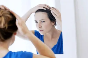 De ce apare mătreața și cum scapi de ea. Cel mai simplu remediu natural pentru un păr strălucitor