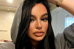 Câți ani are Claudia Iosif. Fanilor nu le vine să creadă că așa arată fosta lui Dorian Popa fără machiaj, nu-și arată vârsta deloc