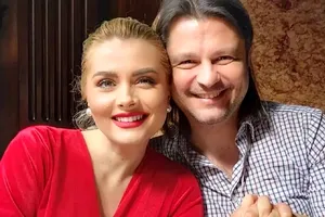 Regulile peste care Iana Novac nu trece în educația copiilor ei: „Câteodată sunt mai exigentă”. Cum era artista în perioada copilăriei VIDEO EXCLUSIV