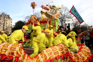 Ce semnificație are Dragonul de lemn, simbolul Anului Nou Chinezesc? Ce este bine să faci pentru noroc și prosperitate