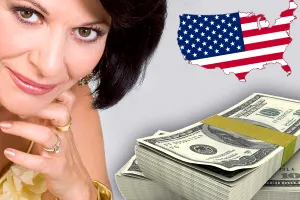 Ce meserie are Elena Cârstea în America: “Pot lucra de acasă bine mersi, dar mă mai duc să mă vadă șeful meu la față”. Artista recunoaște că îi lipsește cântatul