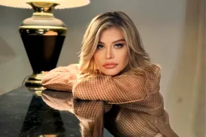 Ținuta îndrăzneață cu care Loredana Groza și-a pus pe jar fanii: “La 54 de ani, arătați ca la 18”. Imaginile fac furori VIDEO