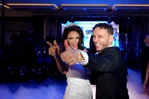 Cristina Spătar nu își dorea să ajungă la altar, atunci când a fost cerută în căsătorie de Vicențiu Mocanu: ”Mi-am jurat că nu o să mă mai căsătoresc niciodată”. Cum a făcut-o bărbatul să se răzgândească