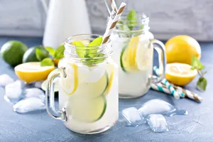 Secretul limonadei perfecte. Ce mai poți pune în ea în afară de miere pentru un gust ideal