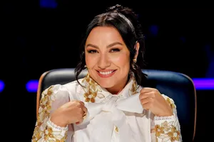 Imagini uitate cu Andra. Cum arăta celebra artistă la debutul său în muzică