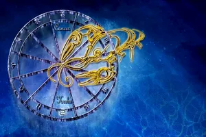 Compatibilitatea între zodii: Gemeni și Rac – cum reușesc să găsească echilibrul între rațiune și emoție