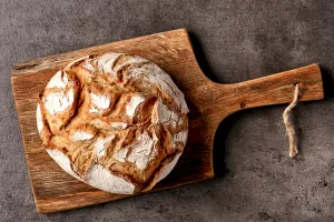 Cea mai simplă metodă pentru a face pâine în casă. Nu ai nevoie nici măcar de tavă pentru copt