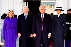 Stil de primă doamnă. Melania Trump și Jill Biden, apariții total diferite pe covorul roșu de la Casa Albă