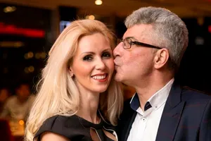 Bucharest Fashion Week 2025: Eleganță, vedete și surpriza serii – Mihaela Botezatu, apariție discretă și rafinată