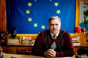 Ce se întâmplă, marți, 18 martie, în serialul Las Fierbinți, de la PRO TV: ”Eu tot tre’ sa dau amenzi!”