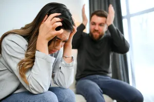 Semnele unui partener narcisist. 5 indicii care îți arată dacă ești într-o relație toxică