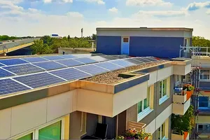 Blocurile din România ar putea deveni eco cu sprijinul Casa Verde. Avantajele investițiilor în fotovoltaice