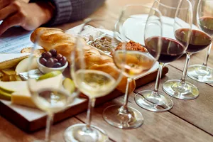 “Super Tasting by Paharnicul.ro & Unvinpezi.ro” – turul național de degustări premium începe în luna mai 2025 (P)