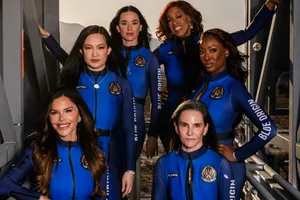 Gayle King, Katy Perry și Lauren Sánchez au zburat în spațiu cu Blue Origin: „O bucurie completă și recunoștință”