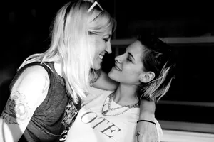 Nuntă surpriză: Kristen Stewart și Dylan Meyer și-au spus „Da” chiar de Paște GALERIE FOTO