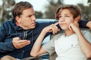 De ce aleg unii oameni să tacă în loc să se certe? Psihologii explică adevărata semnificație