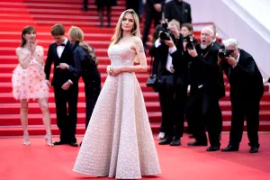 Imagini controversate cu Angelina Jolie și garda de corp. Ce a stârnit reacții aprinse online