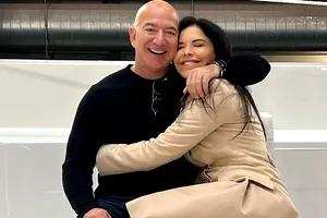 Jeff Bezos și Lauren Sanchez, pe ultima sută de metri cu pregătirile pentru nuntă. Cine va cânta la nunta miliardarilor