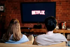 Premierele lunii iunie: 10 seriale pe care nu le poți rata la începutul verii
