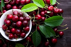 Primele cireșe din 2025, la preț de lux. Până la 150 de lei kilogramul și doar marfă din import