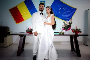 Primele fotografii cu bebelușul lui Jador și Oana Ciocan. Reacția artistului