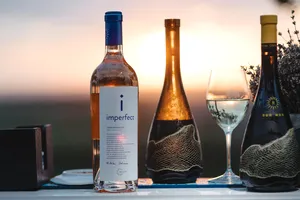 Crama Rasova găzduiește ediția de vară a campaniei „Acasă la vin” (P)