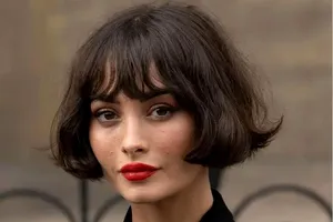 Coafura anilor ’60 revine în trend. „Pageboy Bob” face senzație în 2025