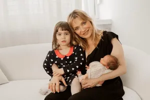 Cristina Cioran, în plină transformare după a doua naștere. Cât a slăbit vedeta?