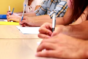 Subiectele și baremele de corectare la Matematică și Istorie la BAC 2025. Ce au avut de rezolvat elevii de clasa a XII-a