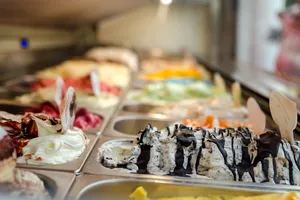 Un ingredient folosit în înghețată pune presiune pe prețuri. Stocurile globale sunt în scădere