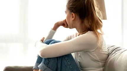 14 obiceiuri emoționale surprinzătoare care pot avea legătură cu traumele din trecut