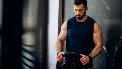 Ce să incluzi în rutina ta la sală: 10 exerciții care nu trebuie să lipsească
