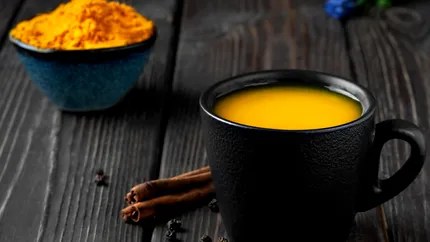 Băutura naturală care susține digestia și reduce grăsimea abdominală