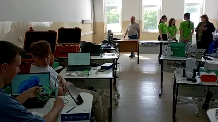 Tineri geniali dintr-un oraș de graniță din România, remarcați internațional în domeniul inteligenței artificiale