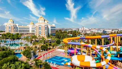 Sezon turistic compromis în Turcia. Val de închideri în rândul hotelurilor provoacă haos printre turiști