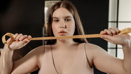 Spune adio greutății în exces. Această dietă te scapă de 8 kg într-o lună