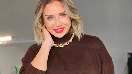 Trucurile Adinei Halas pentru un look fresh înainte de vacanță. Cum reușește vedeta să se mențină în formă și să arate bine
