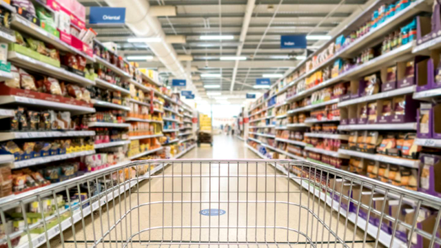 Până la ce oră sunt deschise și care este programul supermarketurilor de Paște 2022