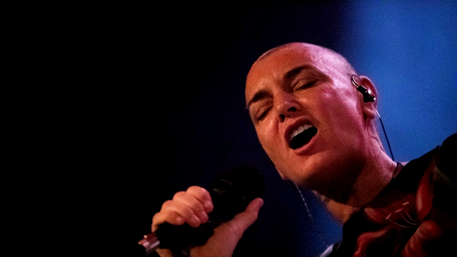 Motivul incredibil pentru care Sinead O’Connor a ales sa se rada in cap